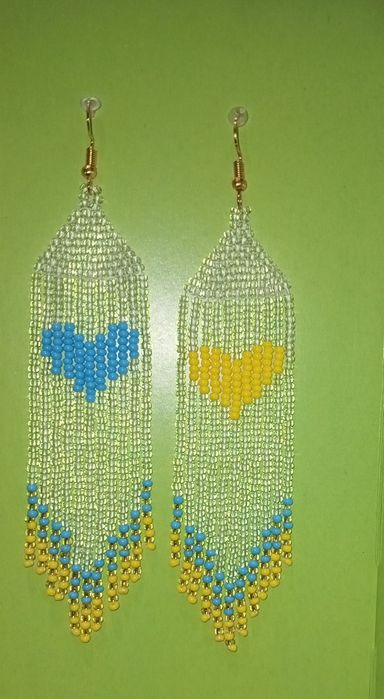 Сережки з бісеру