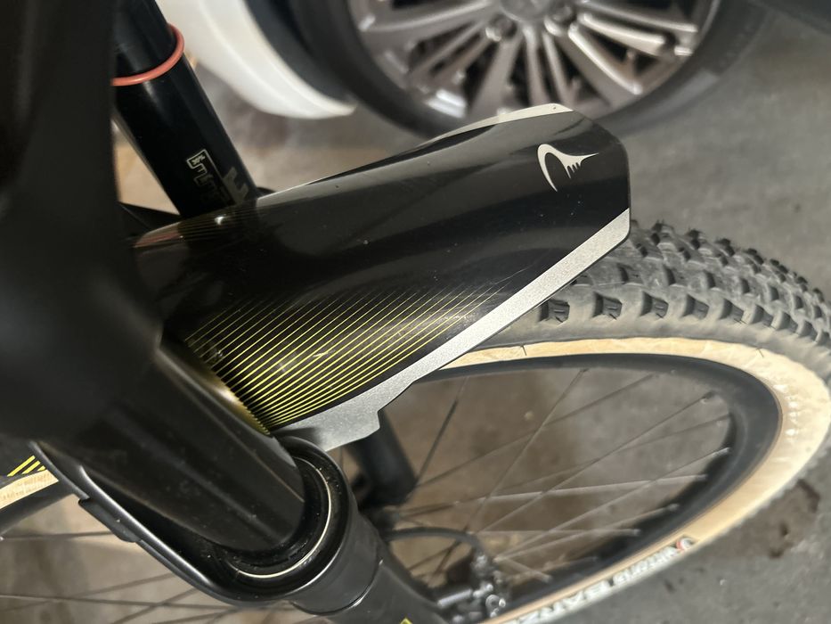 Pinarello Rokh XC Carbono