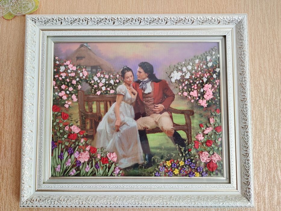 Вышитые картины в рамках