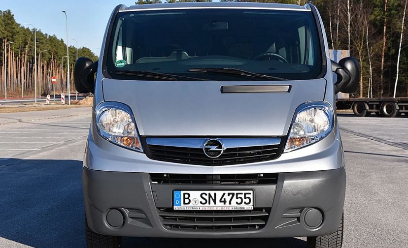 Opel Vivaro 2011 дизель 2.0 CDTi (115к/с)  8+1 НІЗЬКИЙ ПРОБІГ