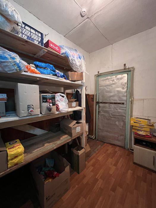 Продається комерційне приміщення