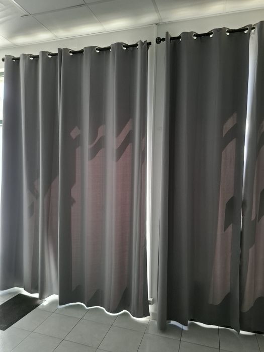 Cortinados black out castanho + varões