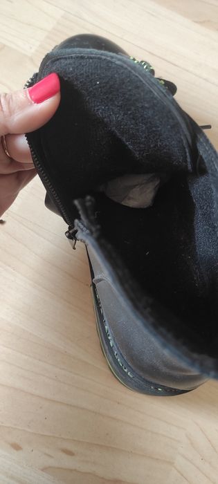 Sprzedam żeńskie buty na rozmiar 37-38