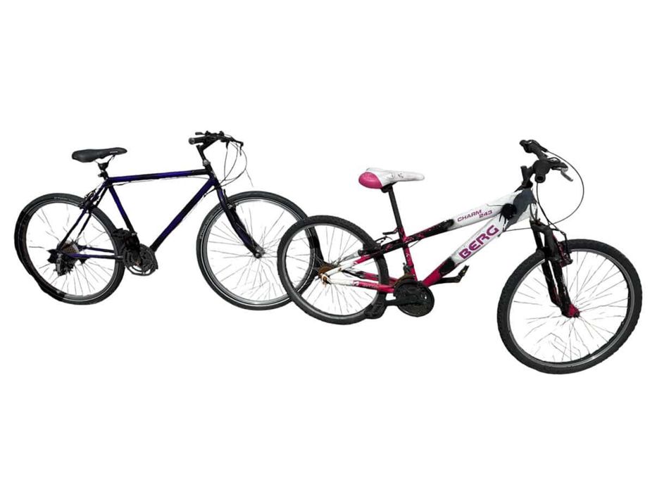 duas bicicletas usadas