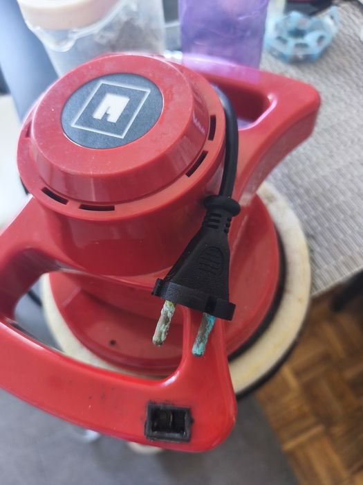 Máquina de Polir Automóvel Einhell CC-PO 90 (90W) – Para Peças ou Reparação