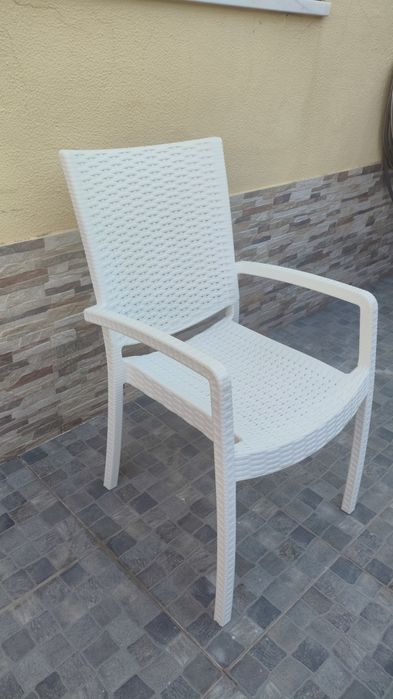 4 Cadeiras Plástico branco