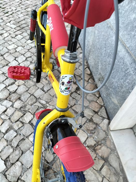 Bicicleta BMX confersil com amortecedores duplos
