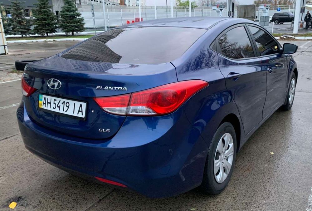 Hyundai Elantra  2013г.  ИДЕАЛ!