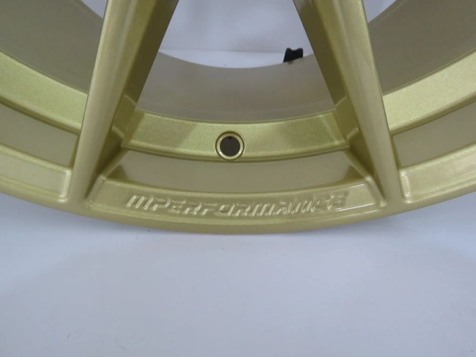 Jantes Look Bmw M4 CS Style763  19'' 8.5+9.5 5x120 Dourado