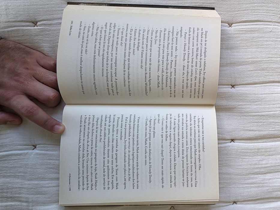 Livro "O Estranho" de Billie Letts (romance / drama)