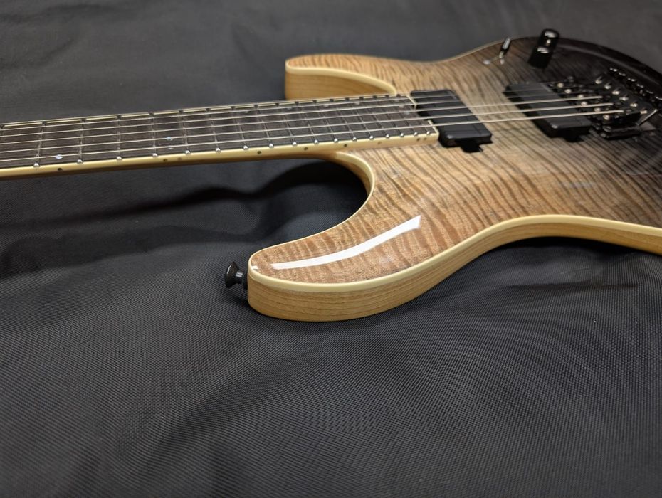 Guitarra Schecter C-1 SLS Elite de 2018
