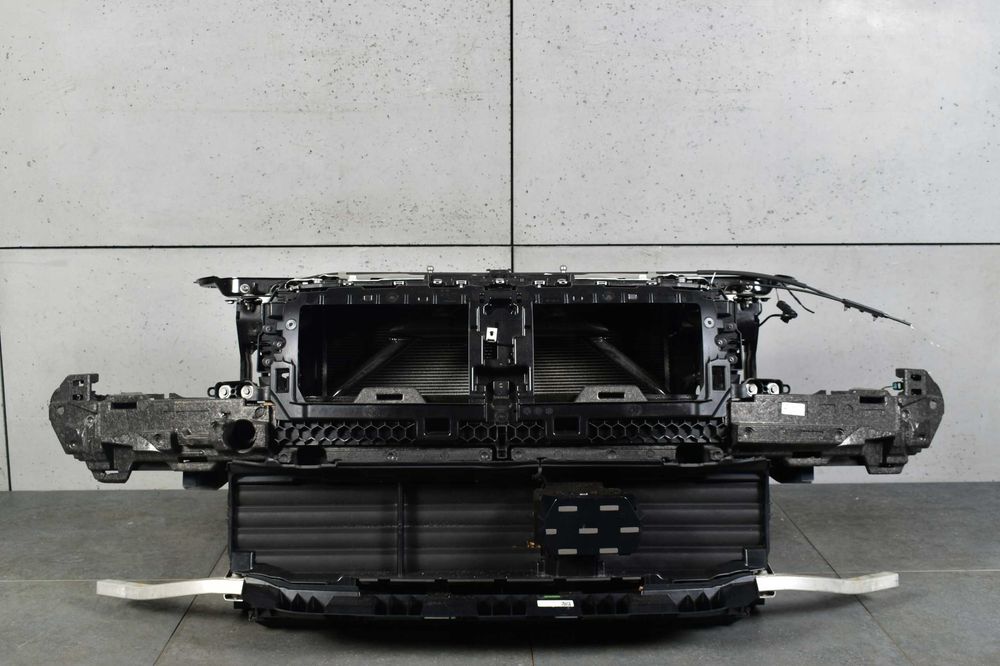 BMW i4 G26 Панель передня радіатор дифузор жалюзі eDrive35 eDrive40 M50