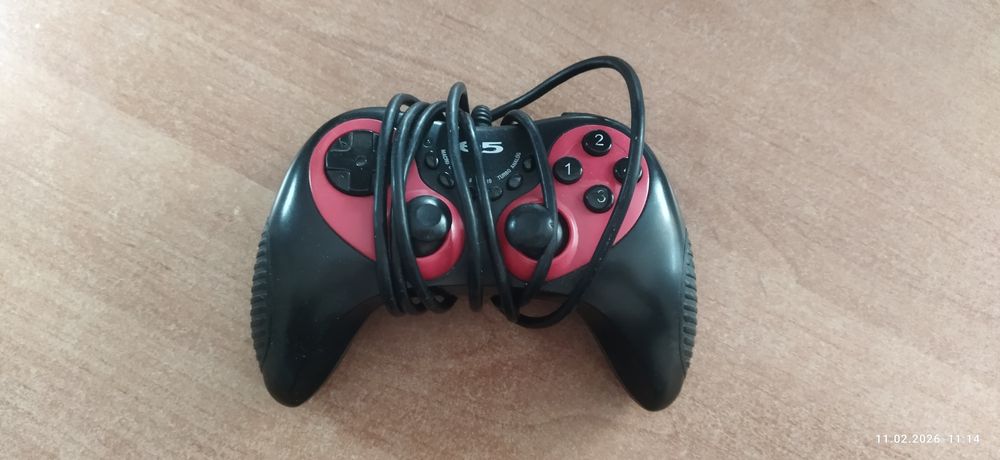 Б/У геймпад E5 USB Vibration Gamepad