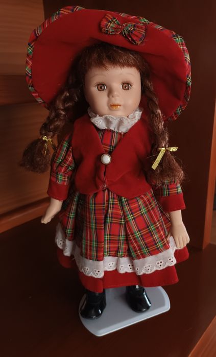 Boneca de porcelana