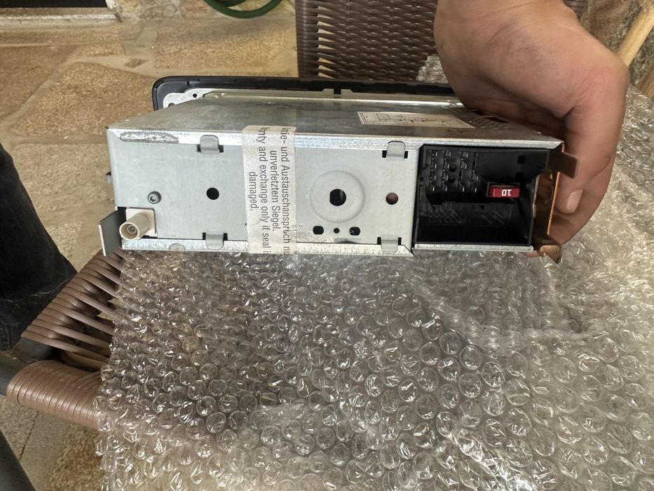 Rádio original seat Ibiza 6J com moldura