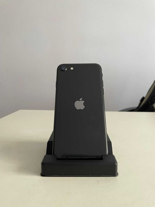 Iphone SE preto 2020