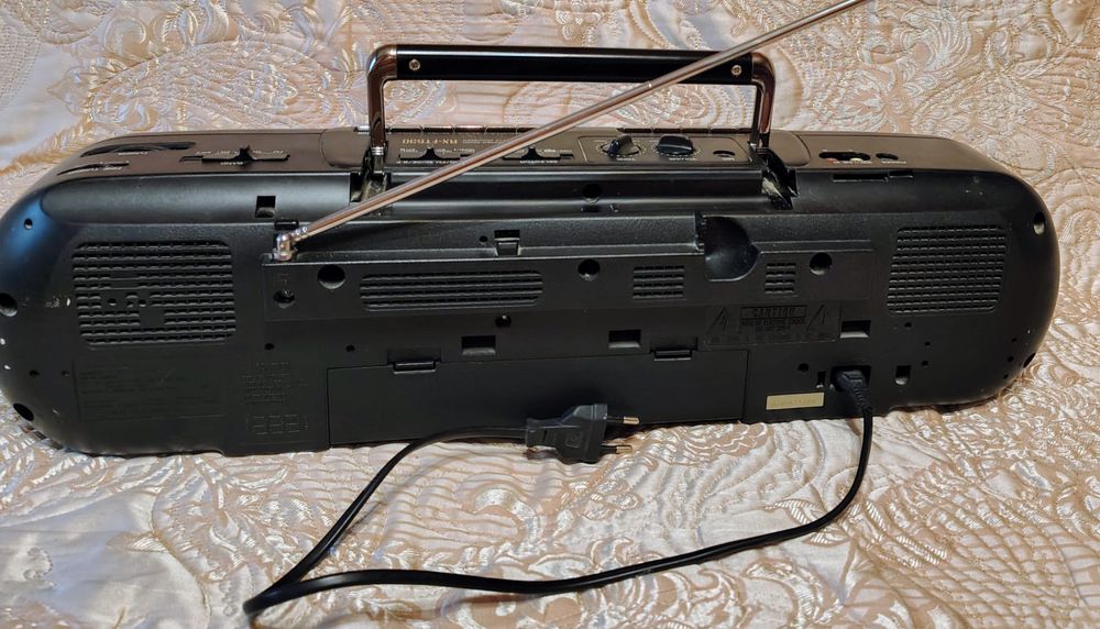 Магнітофона Panasonic RX-FT530