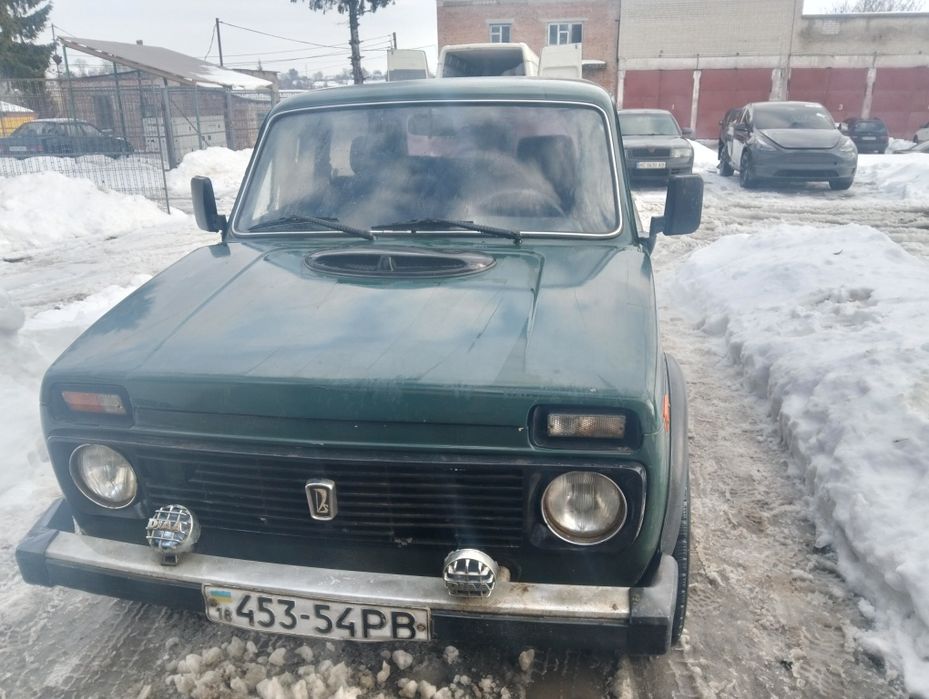 Продам ниву в доброму стані