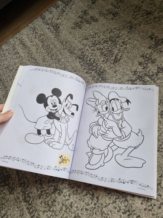 4. Mega kolorowanka Myszka Miki Minnie Mouse dla dzieci giga