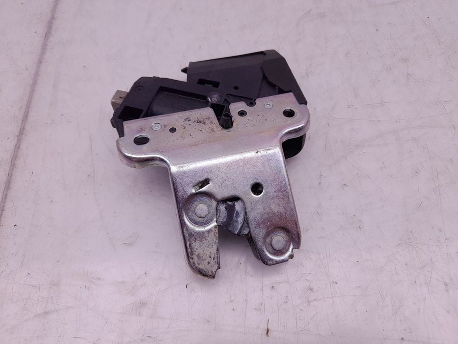 Fechadura / fecho da mala VOLKSWAGEN Eos (1F7, 1F8)