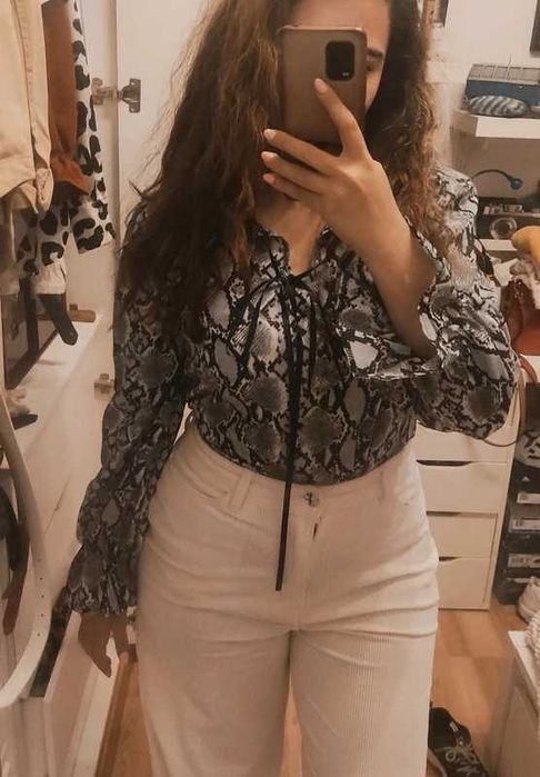 Blusa  da Stradivarius