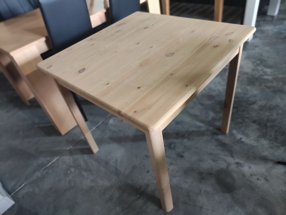Stół drewno sosna 80x80 naturalny