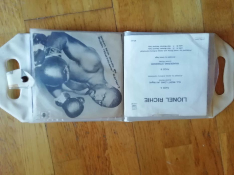 pastas arquivo para 20 discos vinil de 45 rpm cada