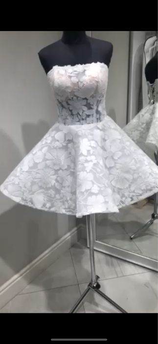 Випускна корсетна сукня