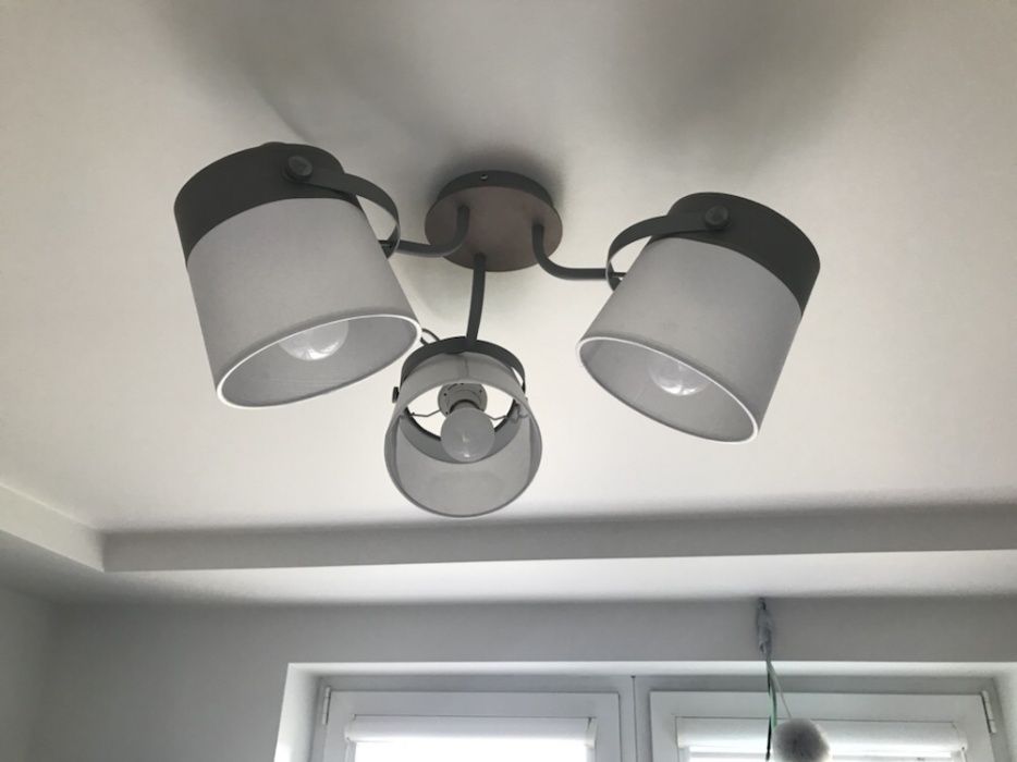 Lampa wisząca potrójna szaro-biała