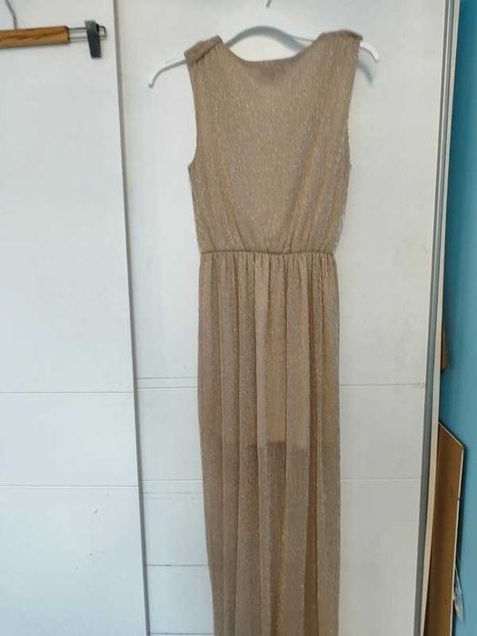 Live piękna zwiewna lekka suknia długa błyszcząca s/m