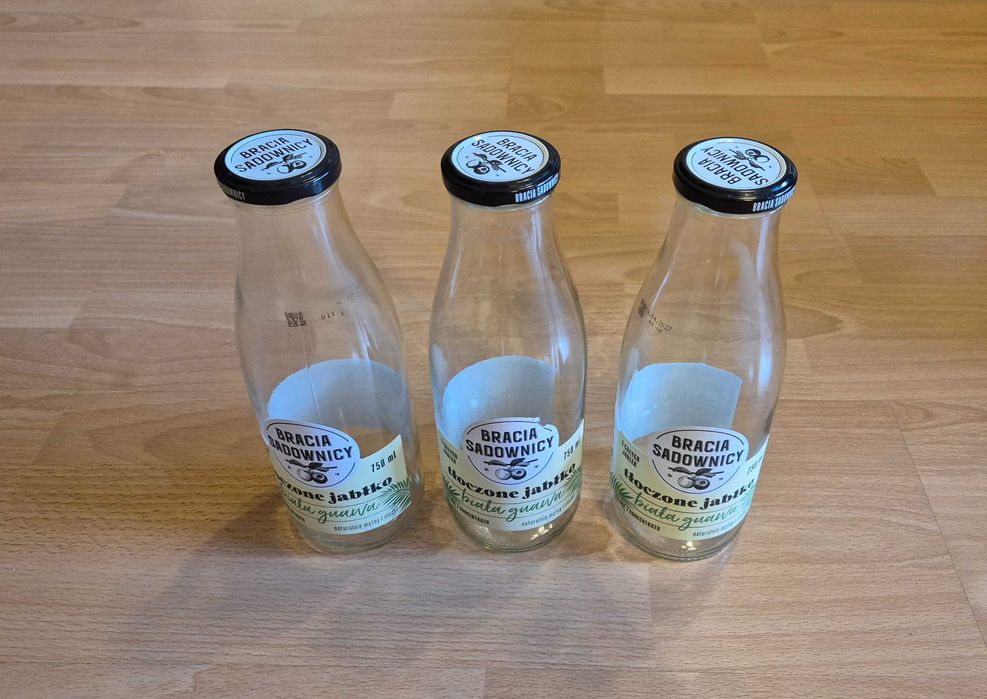Sprzedam 10 szklanych butelek 750 ml po sokach Bracia Sadownicy