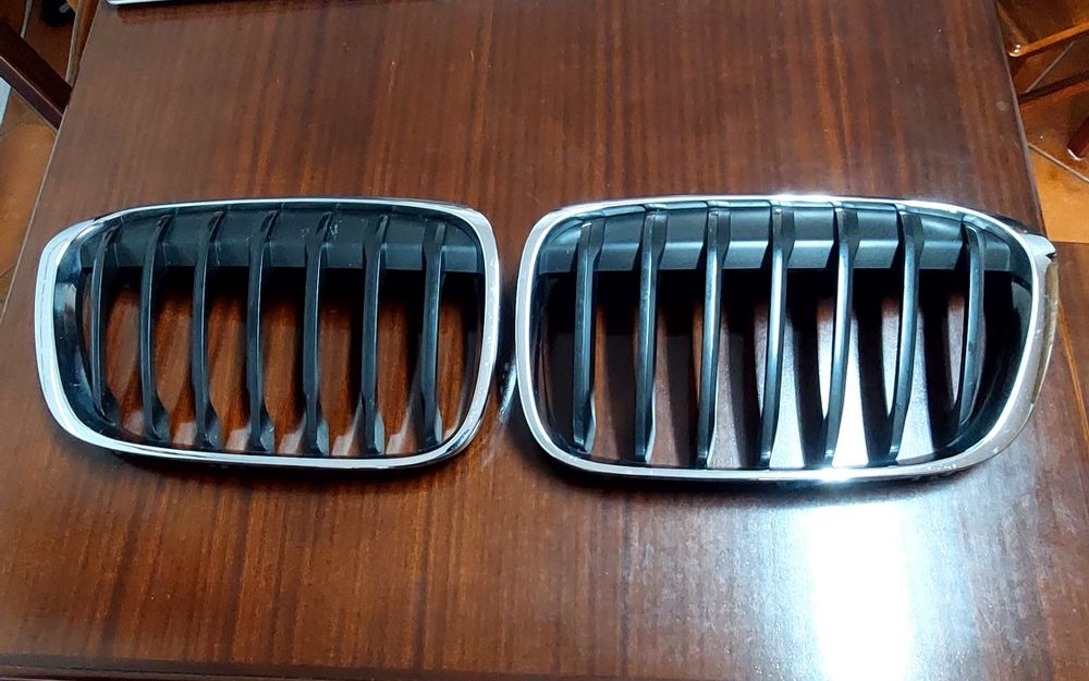 GRELHAS frontais para  BMW X1 F48