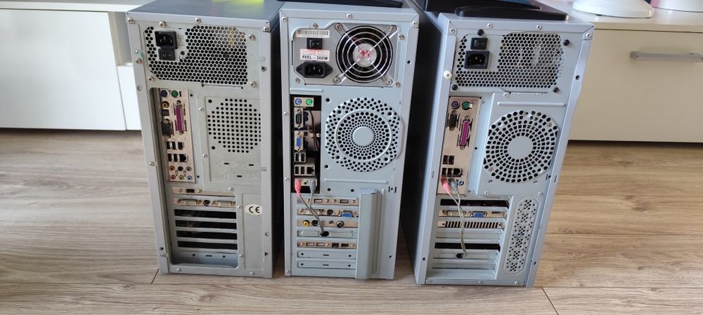Komputery PC gotowe do pracy