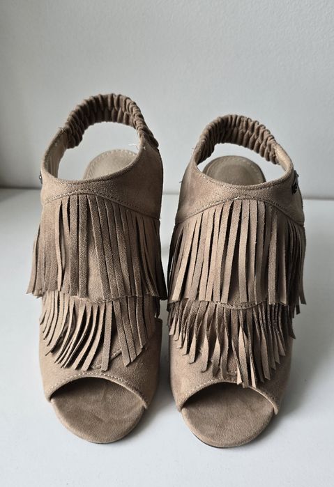 j.nowe Buty Sabatina rozm.35