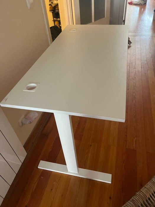 Secretária branca 120x60