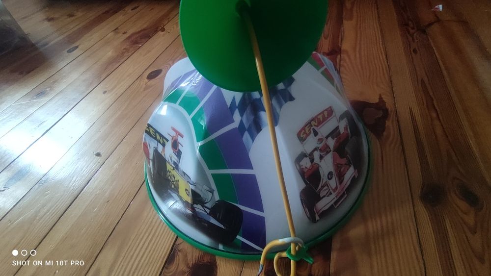 Lampa sufitowa dziecięca samochody