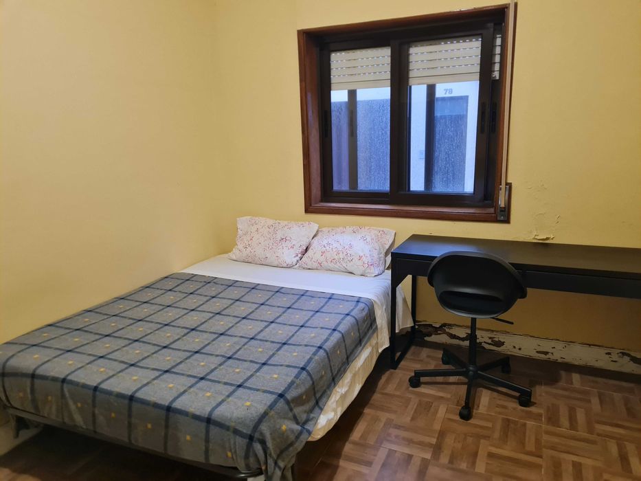 Quarto individual no Centro do Porto