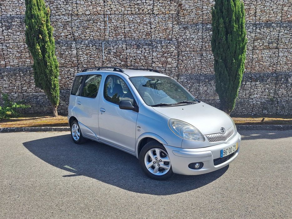 Toyota Yaris — fotografia 10