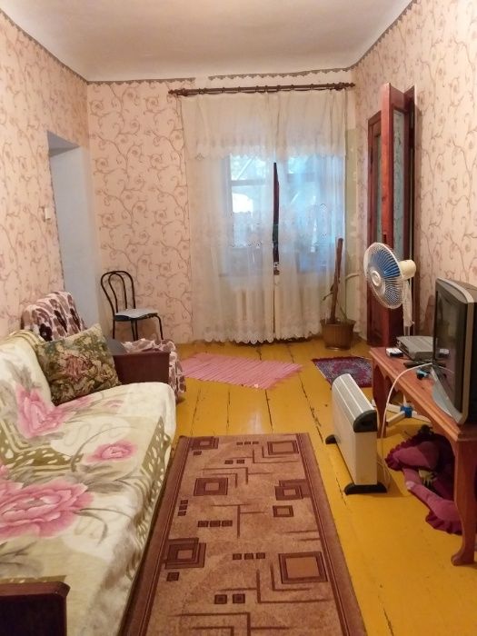 продам  дом и участок в самом центре Б-долины  для жилья и для бизнеса