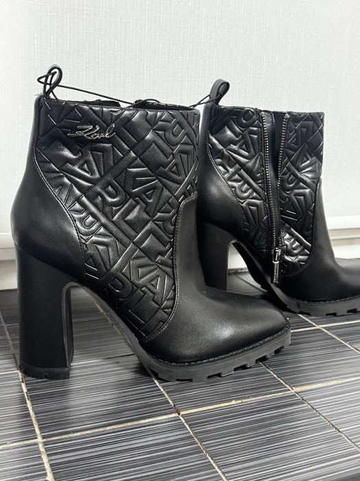 Черевики / ботильйони KARL LAGERFELD