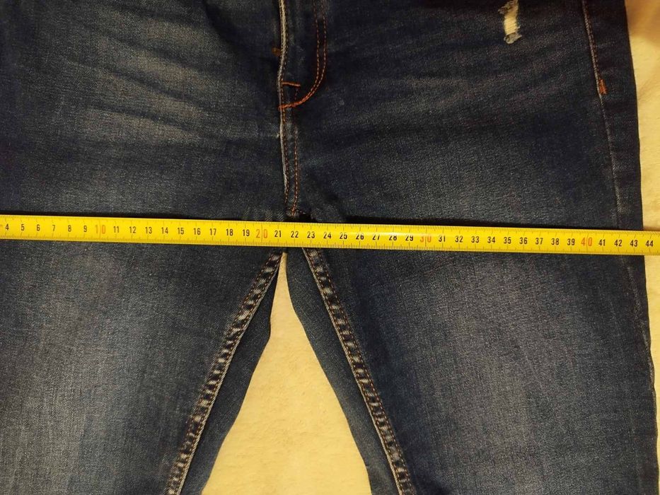 Скіні Bershka.38розмір.