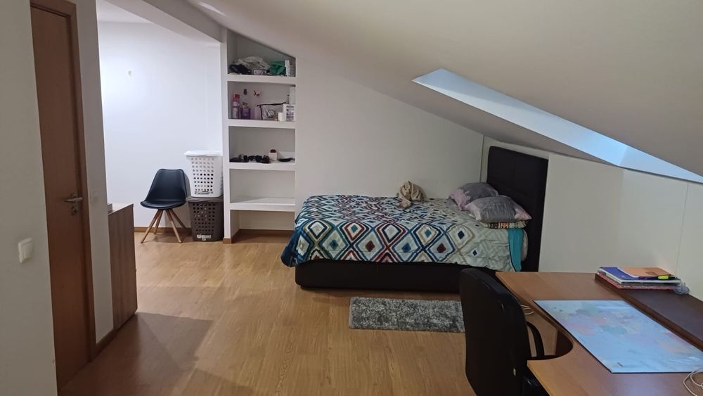 Quarto para alugar Cantanhede