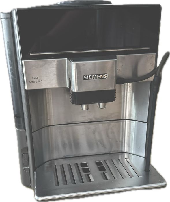 Ekspres Siemens EQ.6 Series 700