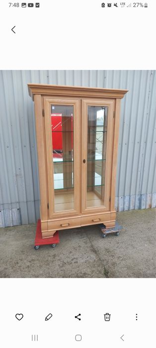 Witryna Stylowa z oświetleniem