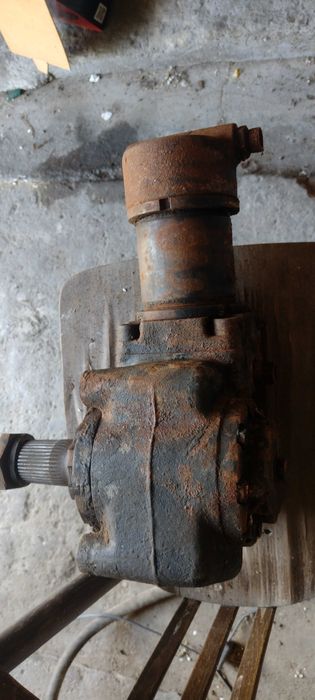 Siłownik wspomagania Fortshrnit 303, 323