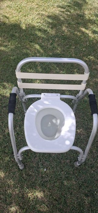 Cadeira de rodas tamanho grande + cadeira de banho