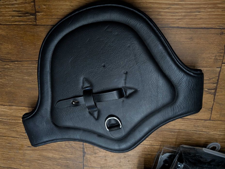 Popręg z fartuchem miękka skóra Balotade 110cm