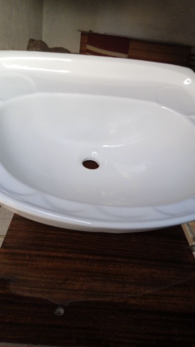 Продам раковину недорого стан нової в експлуатації була дуже мало
