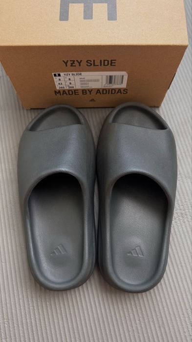 Yeezy Slide Onyx