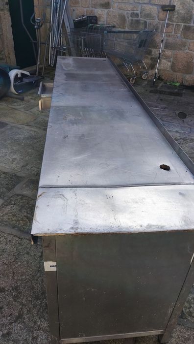 Bancada em Inox com gavetas